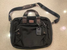 Tumi Business Bag 22631HKH ALPHA BRAVO Yuma Slim Brief Alpha Bravo.