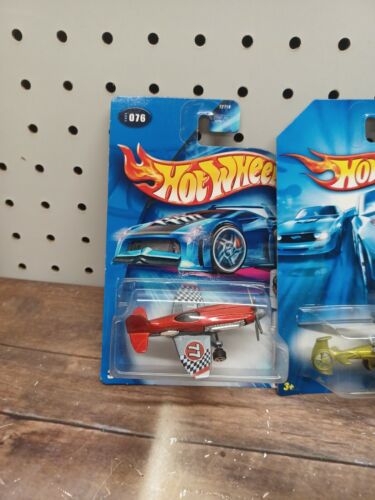 Hot Wheels Mad Propz, Sky Knife, Killer Copter & Poison Arrow - Picture 2 of 5