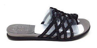 vince camuto emmista