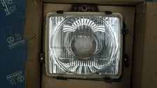 Feu avant (phare) Peugeot 104