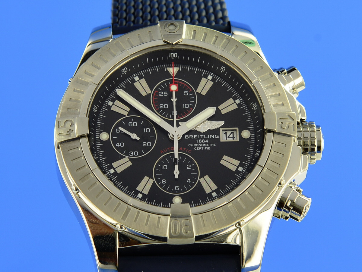 Breitling Super Avenger A13370 vom Uhrencenter Berlin 23408