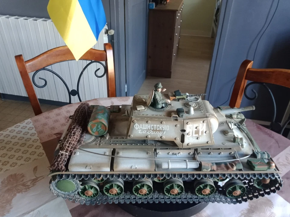 Char Télécommande - Photo 2/2