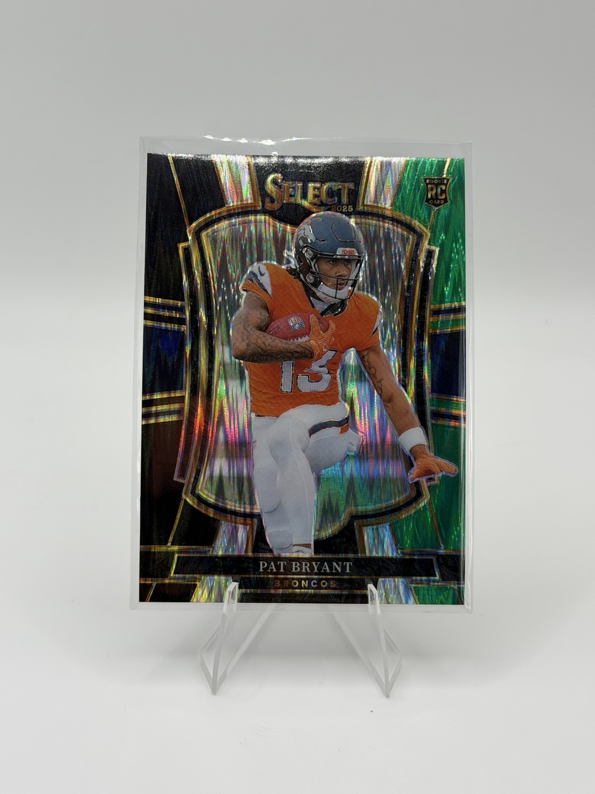 2025 Select Premier Level Black and Green Shock Prizm Pat Bryant RC #112
