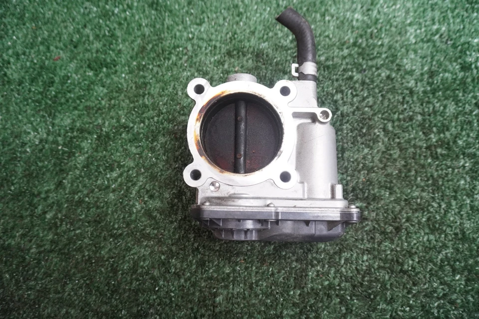 Subaru Forester 2014 2015 motor 2,5 L carrocería del acelerador fabricante de equipos originales 113 k millas 16112AA380 Foto 2 de 4