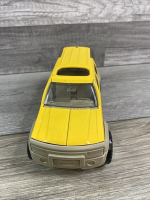 NYLINT Bass Chaser ブリキ Nylint Bass Chaser Suburban Truck Yellow Pressed Steel | eBay
