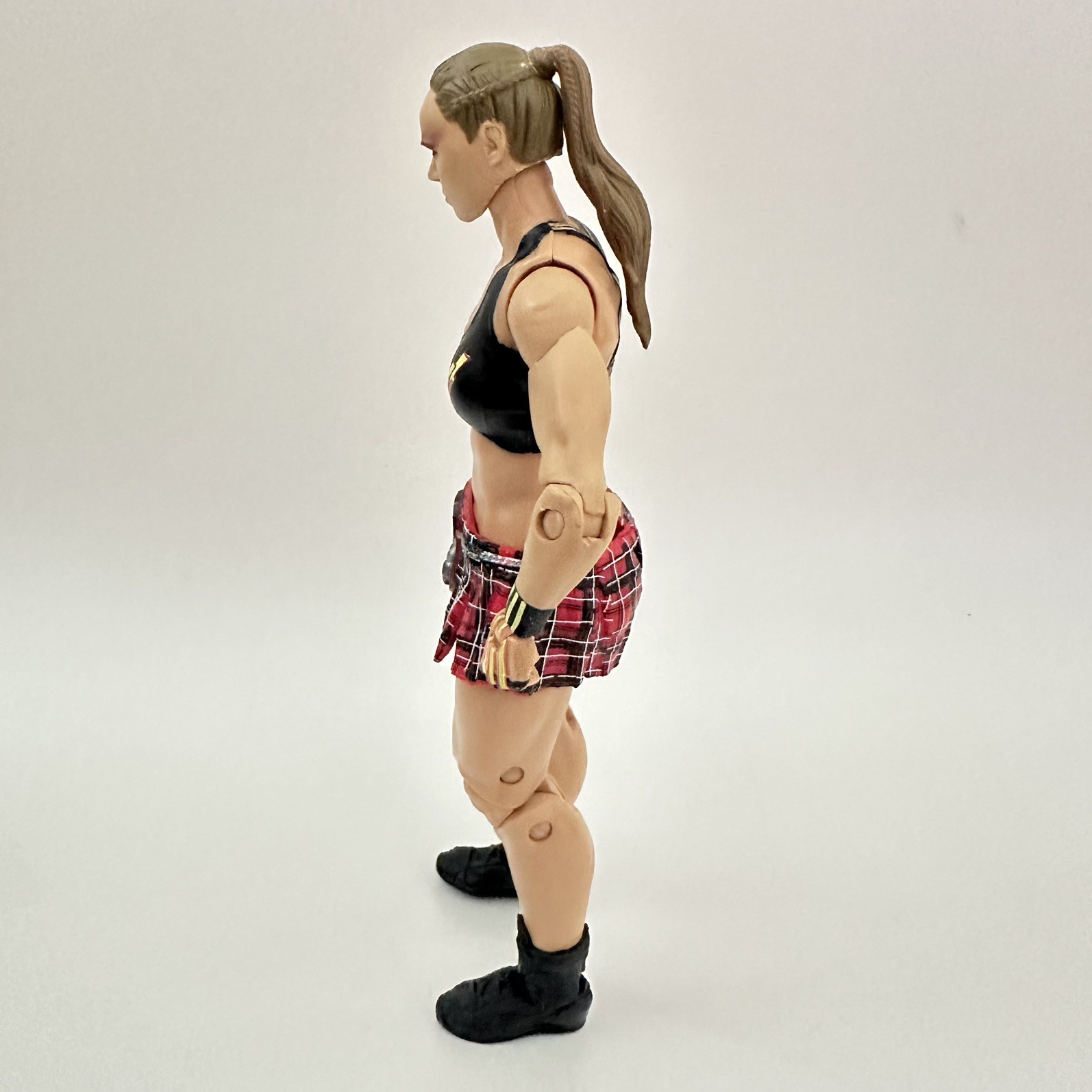 WWE MATTEL ELITE 77 ROWDY RONDA ROUSEY WRESTLING FIGURE DIVA WOMEN image 2