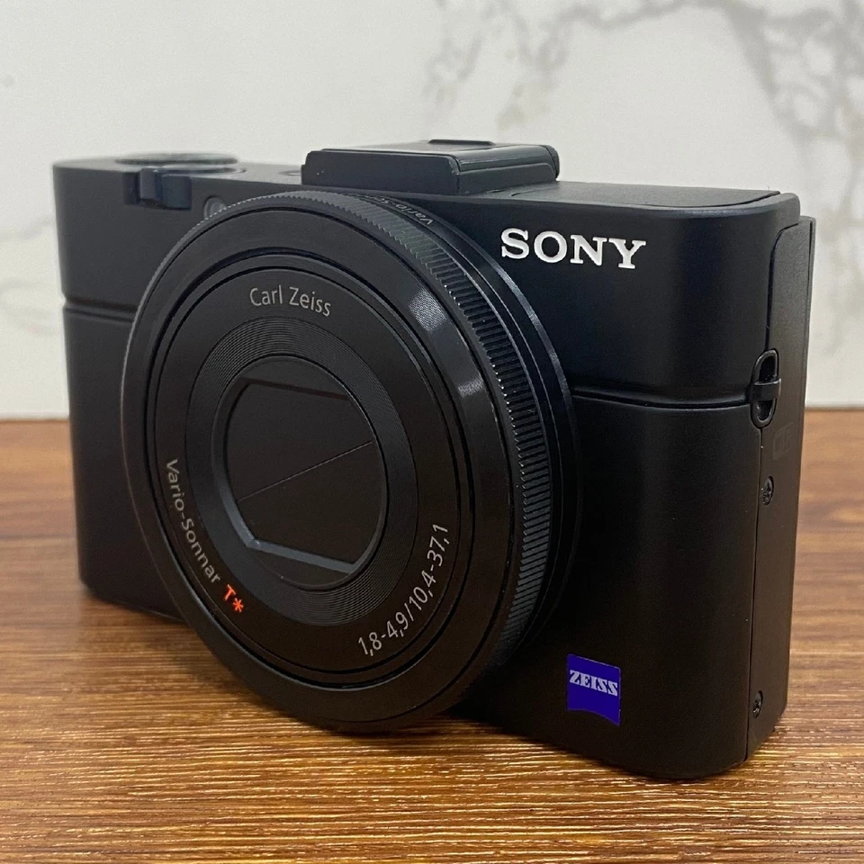 Sony Cyber-Shot RX100 II M2 Digital Camera 20.2MP 3.6xOptical Zoom Built-in WiFi - Image 3 of 4