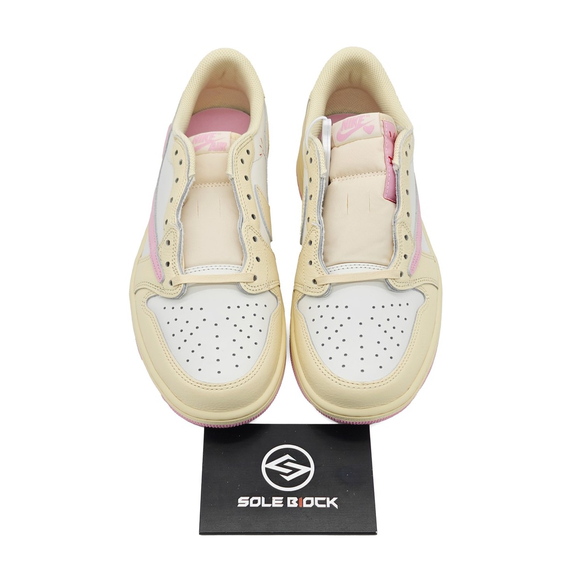 Travis Scott x Air Jordan 1 Retro Low OG 'Muslin Pink' IQ7604-100
