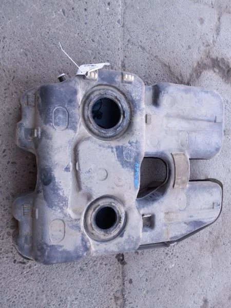 Tanque de combustible 21,7 galones AWD 18-20 BUICK ENCLAVE 84865847 Foto 2 de 4