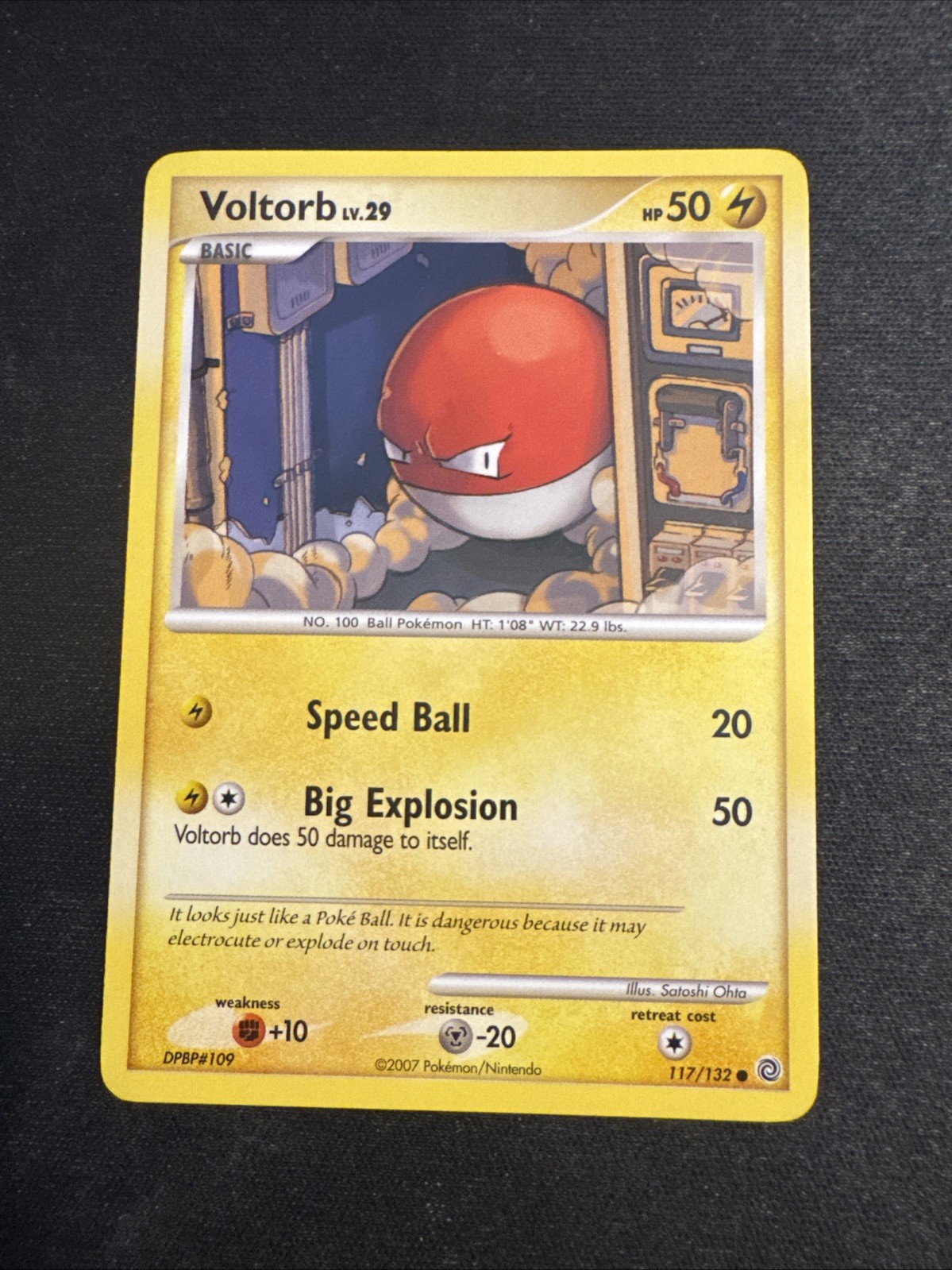 2007 Pokemon Secret Wonders Voltorb 117/132