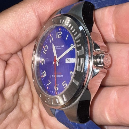 New!! Men’s Stuhrling Silver Tone Blue Face Blue Rubber Strap - Picture 5 of 8