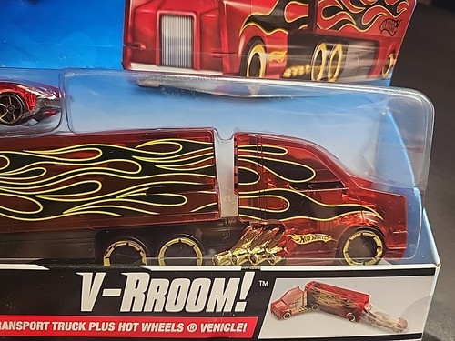 New in Box Hot Wheels 2009 V-RROOM! Transport Truck Plus HW Vehicle - Picture 3 of 8
