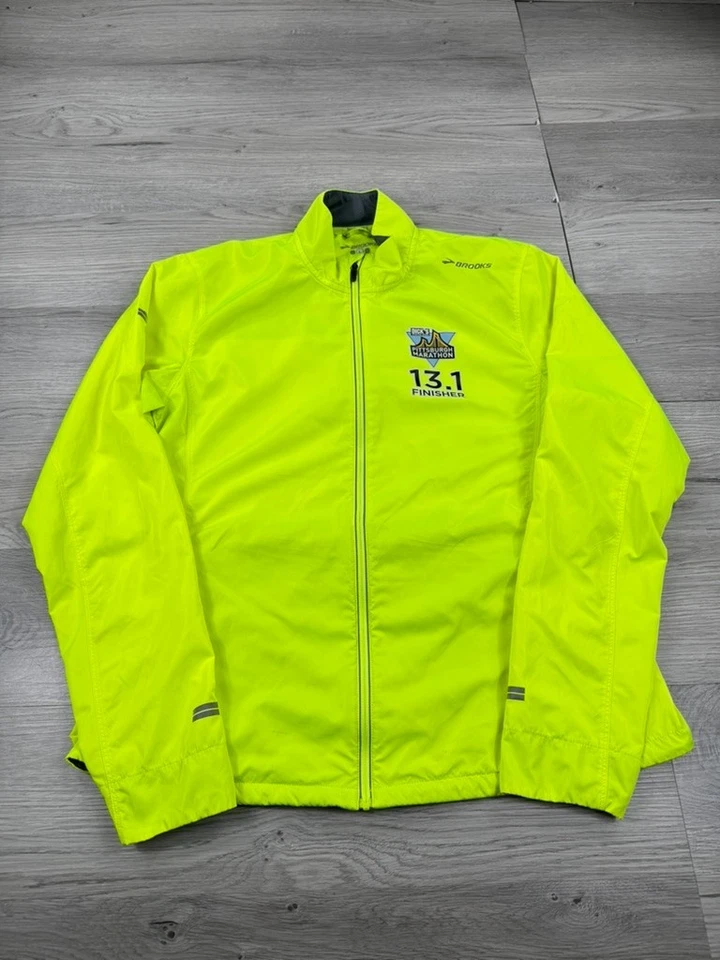 Brooks Jacket Womens L Neon Yellow Nightlife Running Reflective Lightweight - Image 2 of 4