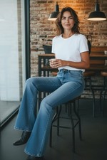 Signature Levi Strauss Jeans Womens 12S Totally Shaping Bootcut Stretch Denim