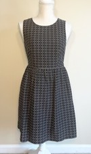 Madewell 4 Dress Fit & Flare Sleeveless Black White Embroidered Pockets Lined