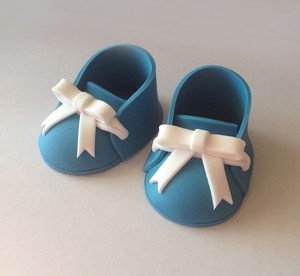 Fondant Baby Shoe Baby Shower Cake Topper 1 Pair Of Baby Shoe Ebay