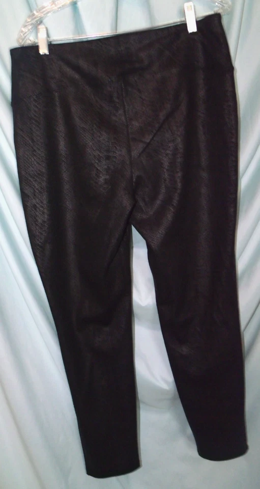 Apt. 9 Black Reptile Print High Rise Knit Skinny Leggings Size L - Image 4 of 4