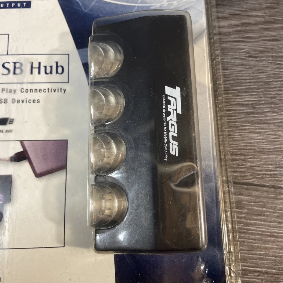 Targus PA055 Black 4 Port Universal USB Hub Used *NO Cord Electronic Untested - Image 4 of 4