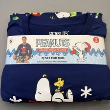 Peanuts Snoopy Men  s 2 Piece Sleepwear Pajama Set Sz S 34-36 Long Sleeve New 