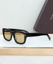 Tom Ford Model: FT1327 Sunglasses, Size 52-22-145