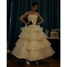 White Fluffy Victorian Wedding Dresses Vintage Sheath Ruffle Cake Bridal Gowns  