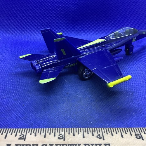 Air show Pullback F-18 Hornet US Navy Diecast Model Aircraft. Tested - Picture 4 of 6