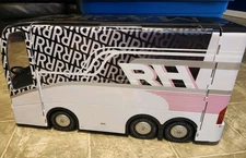 Rainbow High Vision World Tour Bus And Stage Playset