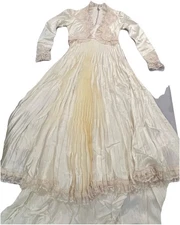 Champagne Wedding Dress with Long Sleeves Silk Satin Vintage Bridal Gowns Lace