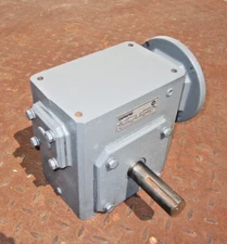 Sterling Electric 300BQ030561 Speed Reducer Ratio 30 to 1  Left & Right Angle