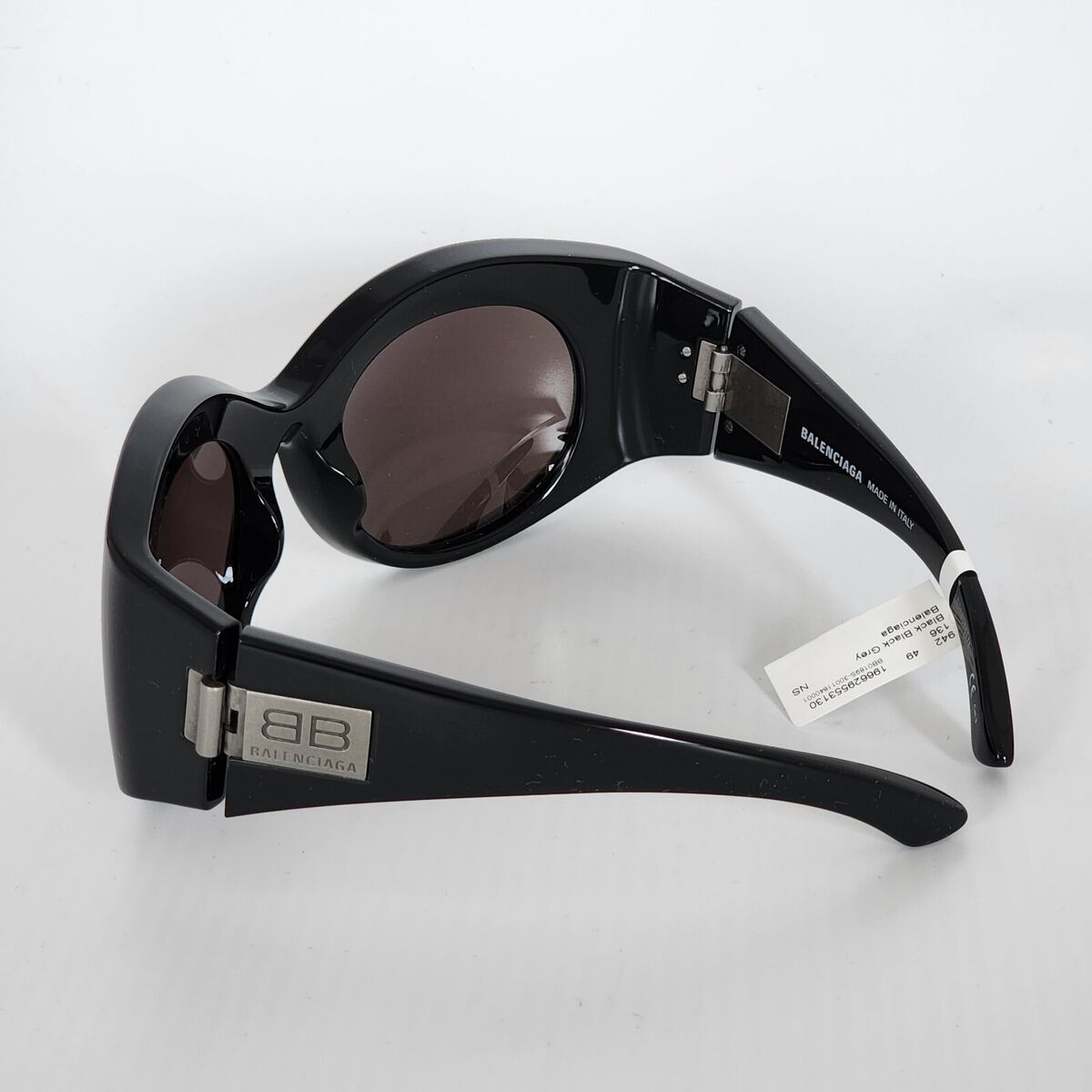 🍀BALENCIAGA BB0189S Bold Round BB Logo Sunglasses 001 Black 🍀BALENCIAGA BB0189S Bold Round BB Logo Sunglasses 001 Black