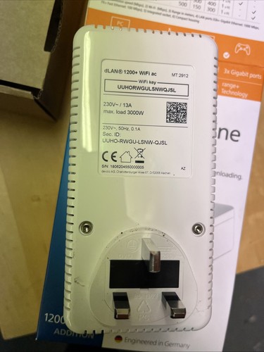 DEVOLO 1200+ WiFi dLAN Add-On GIGABIT PASSTHROUGH POWERLINE ADAPTER 2 PORTS - Picture 3 of 9