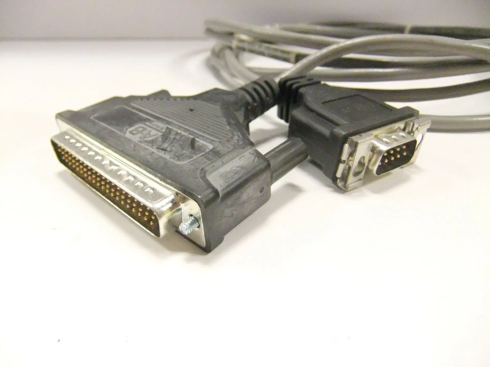 Cable Allen-Bradley con adaptador 1784-CP/B 10,5' 62P y extremos 9P Foto 3 de 3