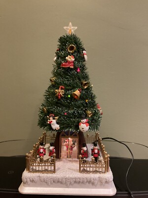 Vtg Maisto Evergreen Sentry 1995 Animated Illuminated Musical Tree