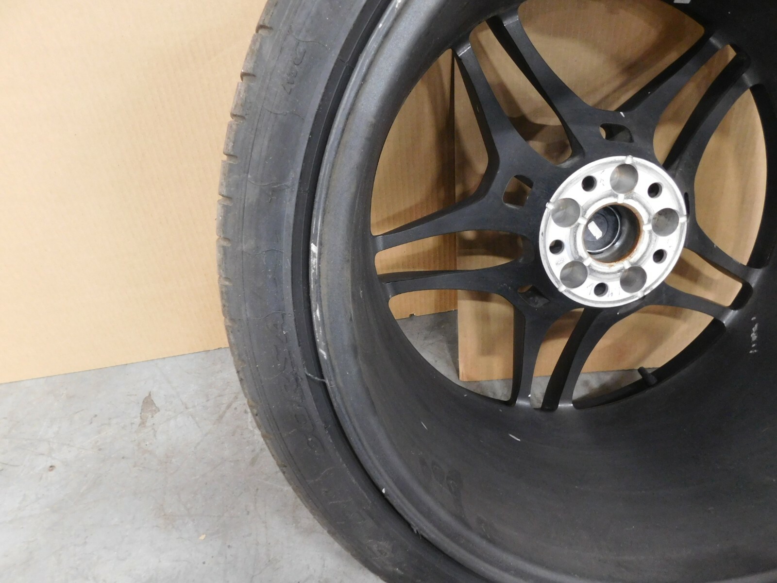 2019 17 18 19 20 McLaren 720S OEM 19" Rear Wheel / Tire #1  #3055 N7