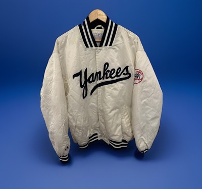 Majestic Jacke New York Yankees Size XL MLB     Vintage Starter Style Jacket