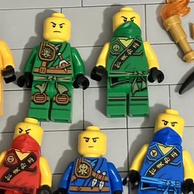 LEGO&reg; Minifigure Lloyd Jungle Knee Pads Tournament 70749 Ninjago H2 3