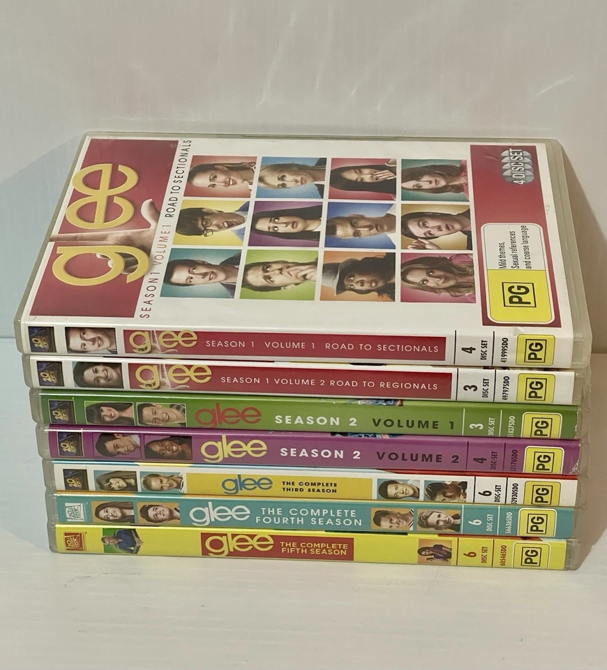 Glee Seasons 1-5 Region 4 VGC Free Postage - image 4 of 4