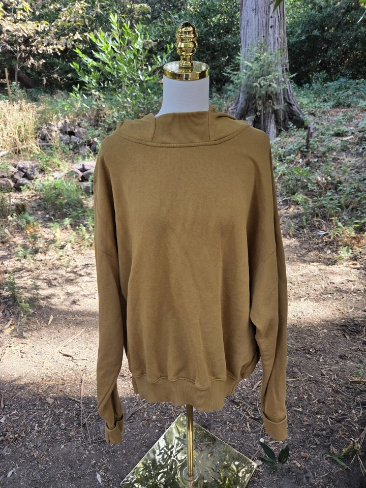 Sudadera con Capucha FP Free People Movimiento Amarillo Mostaza Fast Break Bolsillos Traseros Talla Grande Foto 3 de 4