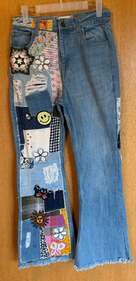 BDG Embroidered Flared Jeans Womens Sz 27 Light Wash Patchwork Boho Raw Hem