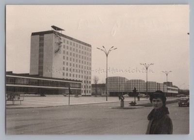 Wolfsburg 1963 - Gebäude VW-Käfer Straße - Altes Foto 1960er