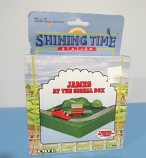 Thomas the Tank Engine ERTL -James At The Signal Box Miniature Train Playset NEW