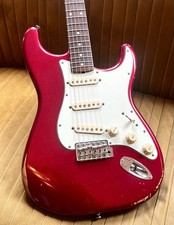 Fender FSR Roadworn ‘60s Stratocaster 1/40 Limited Edition Candy Apple Red VGC