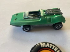 Original Red Line Hot Wheels  Green Peeping Bomb with button