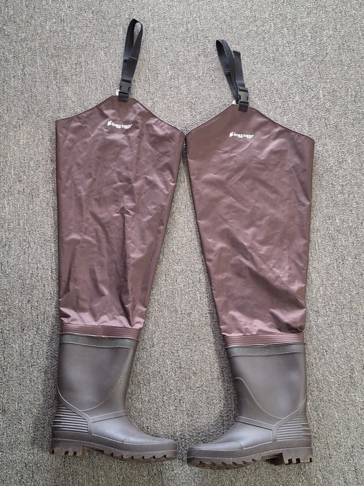 Frogg Toggs Men's sz 10 Waterproof Hip Waders w/ Brown Boots 36" Long