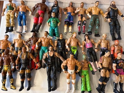 Lot Of 25 Mattel WWE Wrestling Figures Basic John Undertaker Bret Heart Vince