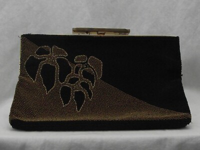 Gefütterte Tasche ''Pierre Cardin'' mit Blumenmuster aus schwarzen und goldenen Perlen