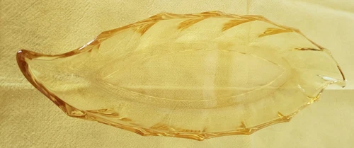 Vintage Yellow Heisey Depression Glass Leaf Shaped Relish/Pickle Bowl Dish