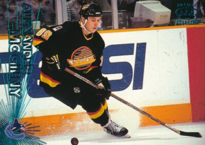 1997-98 Pacific EMERALD #89 ALEXANDER MOGILNY - Vancouver Canucks