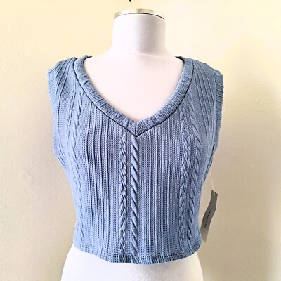 Timing Juniors Crop Knit Top Sleeveless V-Neckline Size M Blue Color NWT