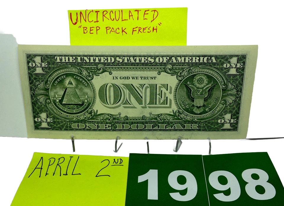 One Dollar Birthday Note April 2 1998.Uncirculated. Fancy Serial Number - Image 3 of 4